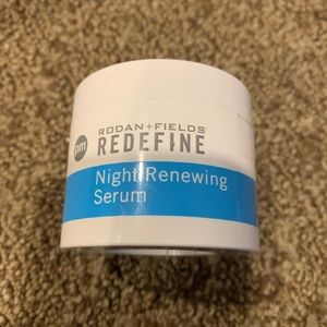 Rodan and Fields night renewing serum and roller